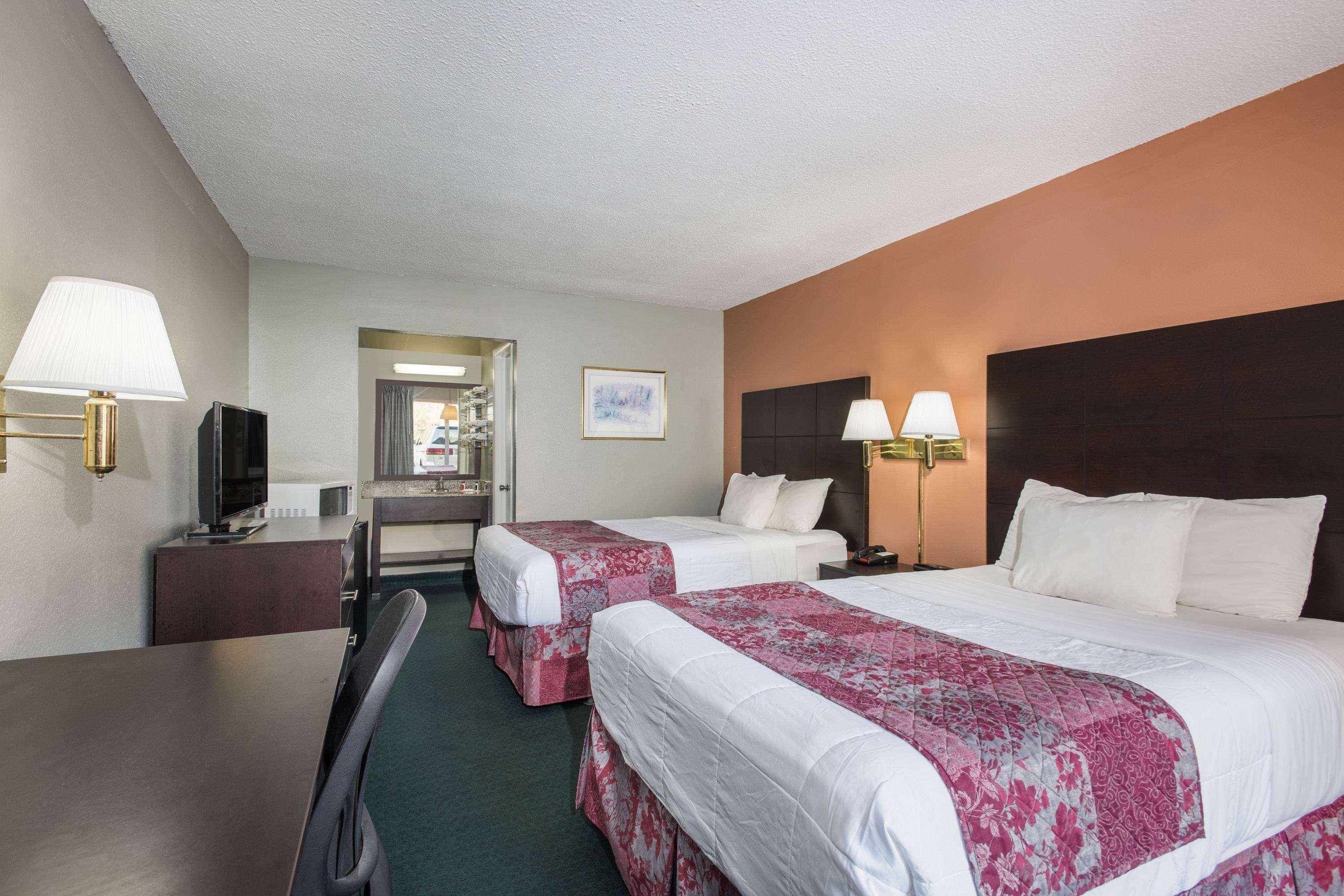 Days Inn By Wyndham Jellico - Tennessee State Line Dış mekan fotoğraf