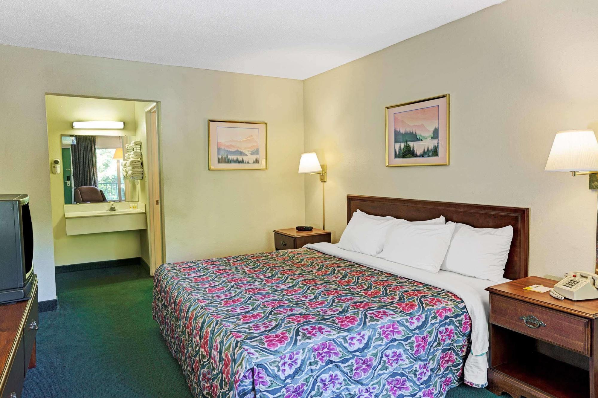 Days Inn By Wyndham Jellico - Tennessee State Line Dış mekan fotoğraf